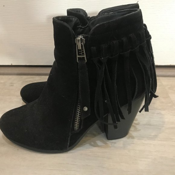 Booties - Picture 4 of 4